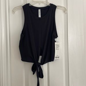 Lululemon Time to Restore tank size 2 NWT